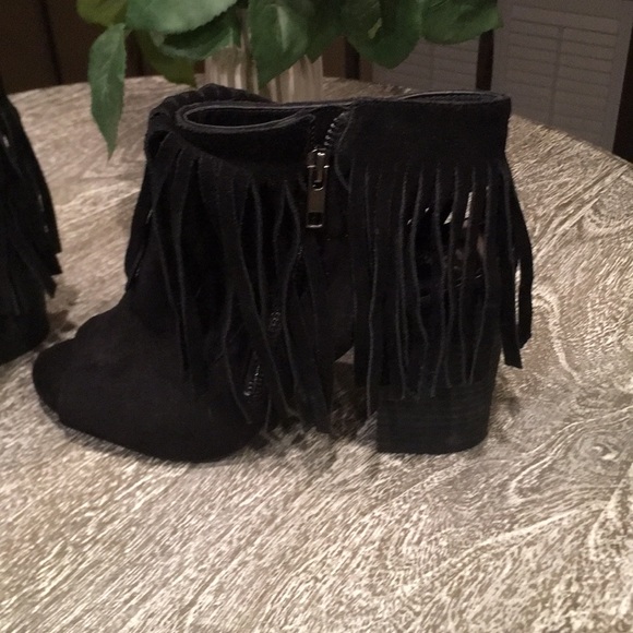 Black Carlos Santana fringe suede open toe heels - Picture 5 of 6